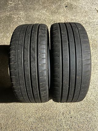 235/40/18 Michelin Pilot Sport 4 + 4 S