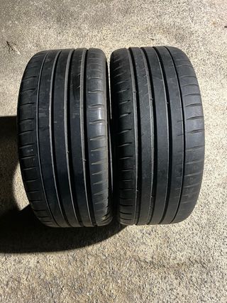 235/40/18 Michelin Pilot Sport 4 + 4 S