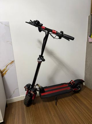 Patinete eléctrico potente y cómodo