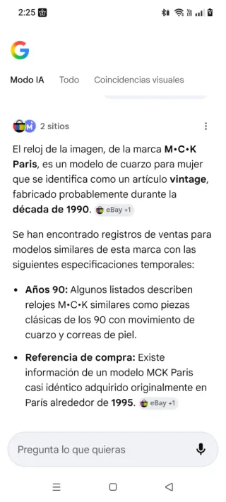 Reloj de pulsera rojo