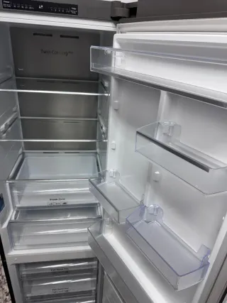 Nevera Samsung + garantía y transporte