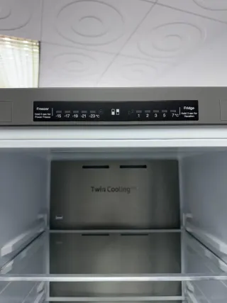 Nevera Samsung + garantía y transporte