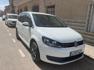 Volkswagen Touran 2.0tdi DSG 2015
