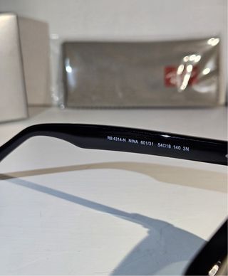 Occhiali Ray Ban Nina Neri