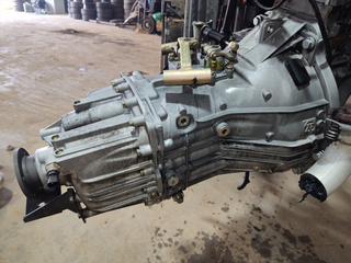 CAJA CAMBIOS IVECO DAILY COMBI 1989 -> 2.8 Diesel