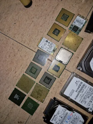 Componentes Informática CPUs, HDDs, RAM, Tarjetas