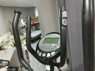 Máquina Elíptica Negra