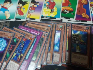 Varias cartas coleccionables