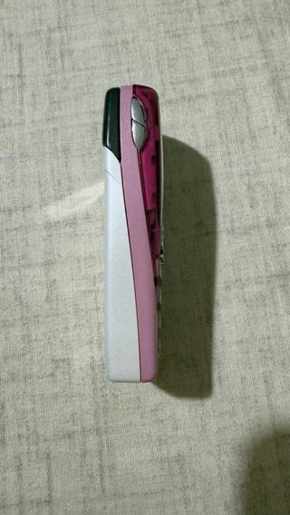 Nokia 8310 Libre Rosa Batería nueva y su Cargador