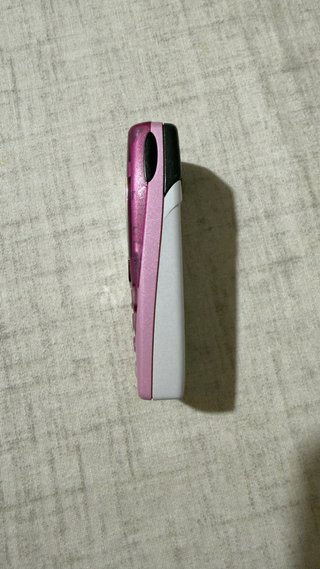 Nokia 8310 Libre Rosa con cargador original