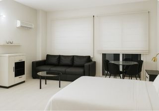 RENTO ESPACIO EN STUDIO SOLO CHICAS