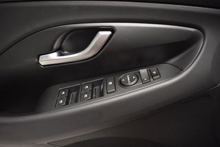 Hyundai i30 CW KLASS 1.0 TGDI MHEV 100 CV 5P