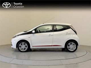TOYOTA Aygo X-PLAY