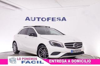 MERCEDES-BENZ CLASE A A200 URBAN AUTO 156CV 5P # TECHO ELEC PANORAMICO, NAVY, PARKTRONIC CLASE A A200 URBAN AUTO 156CV 5P