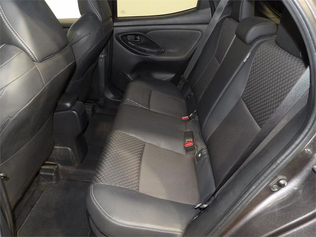 TOYOTA Yaris 1.5 120H Style