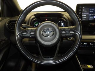 TOYOTA Yaris 1.5 120H Style