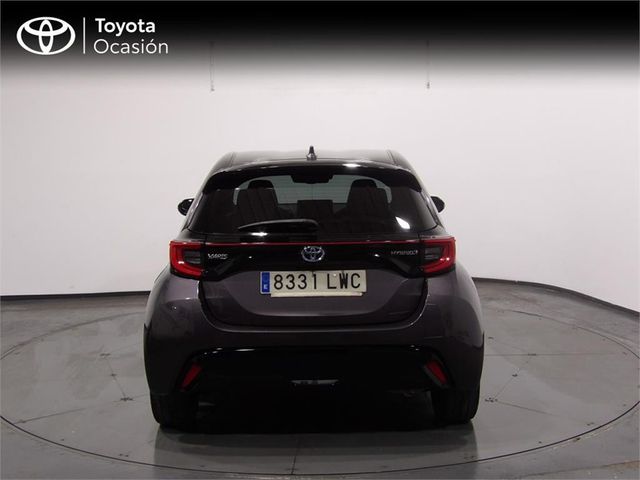 TOYOTA Yaris 1.5 120H Style