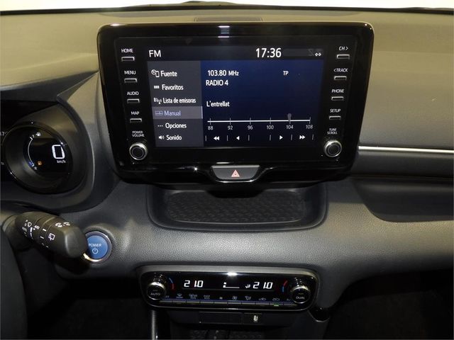 TOYOTA Yaris 1.5 120H Style