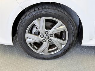 TOYOTA Yaris ACTIVE PLUS