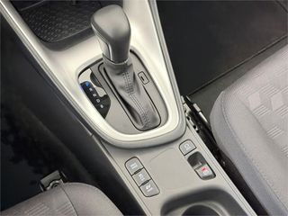 TOYOTA Yaris ACTIVE PLUS