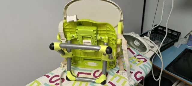 Trona Chicco Pocket Snack Booster Seat