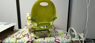 Trona Chicco Pocket Snack Booster Seat