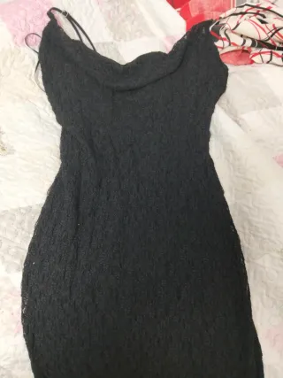 Vestido negro encaje talla M