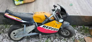 Moto infantil Repsol