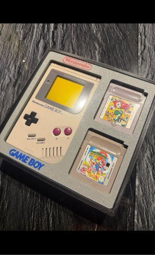 Marco expositor Game Boy Classic + 2 cartuchos