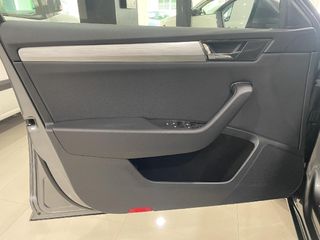 SKODA SuperB SuperB Combi 2.0 TDI 110kW (150CV) DSG Ambition