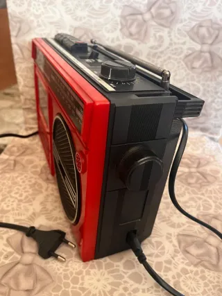 Radiocasetta Larsen Vintage Rosso