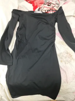 Vestido Bershka negro fruncido