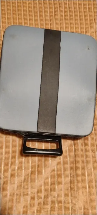 Máquina de escribir Olivetti Pluma 22