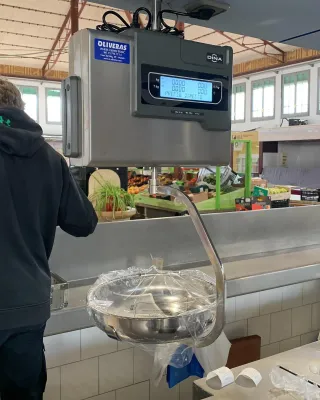 Balanza para comercio casi nueva