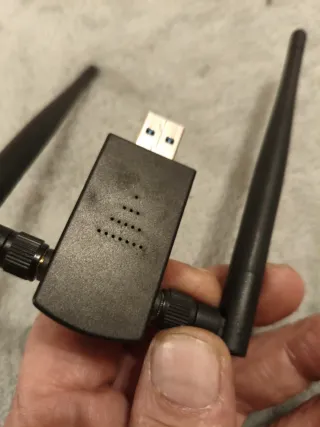 Adaptador WiFi USB AC1200 Dual Band