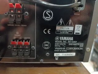 Amplificador AV Yamaha RX-V357 – Con mando