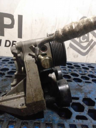 BOMBA DIRECCION IVECO DAILY COMBI Caja cerrada te