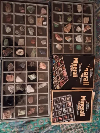 Raccolta minerali National Geographic completa
