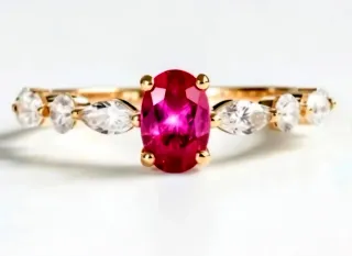 Anillo Rubí y Diamantes Oro 18k