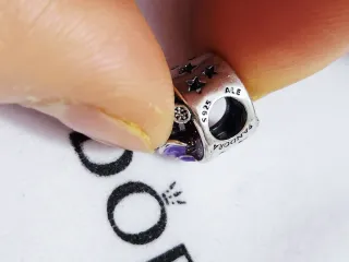 Charm Minnie Brujita Luna Disney Halloween