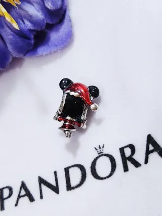 Charm Pandora Minnie Mouse Navideña
