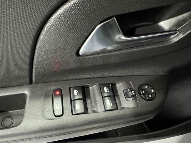 OPEL Corsa 1.2T 74 kW (100 CV) Edition