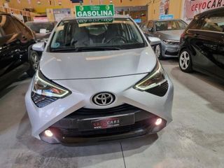 TOYOTA Aygo 5p 70 x-play