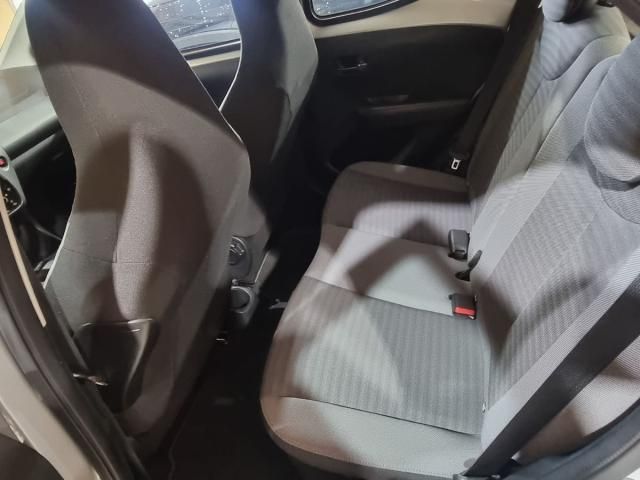 TOYOTA Aygo 5p 70 x-play