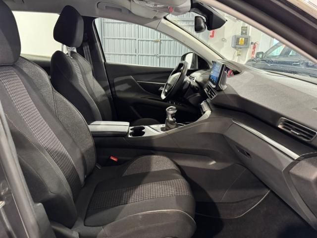 PEUGEOT 3008 Active BlueHDi 130 S&S