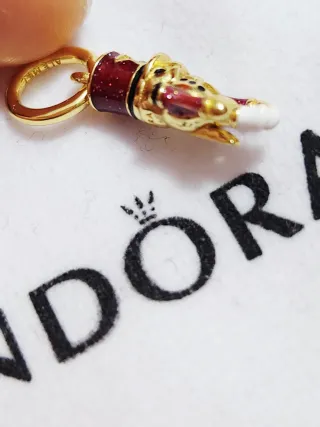 Colgante Pandora Cascanueces Móvil