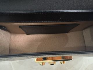 Bolso Gucci Beige y Negro Cadena Dorada