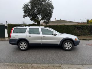 VOLVO XC70 D5 AWD Summum Auto