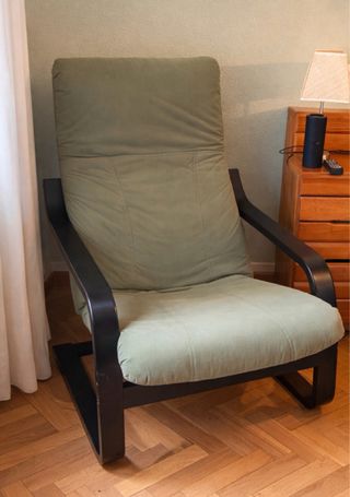 Sillón cómodo verde oliva