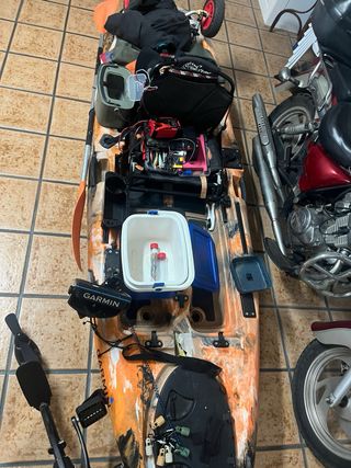 Kayak de pesca a pedales Garmin